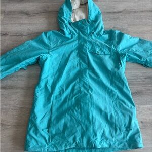 Roxy Aqua Hooded Raincoat for women. Ski or snowboard jacket.